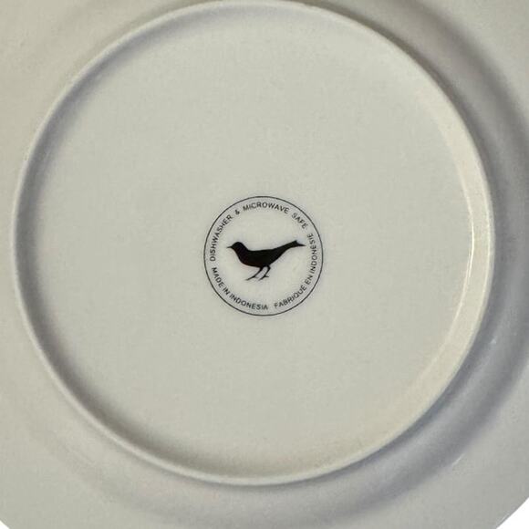 Anthropologie Folk Art Heart Salad Dessert Plates Set of 4 Worn Chic Look - Picture 4 of 4